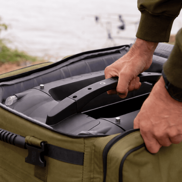 Deeper Quest rangé dans son sac à dos de transport rigide