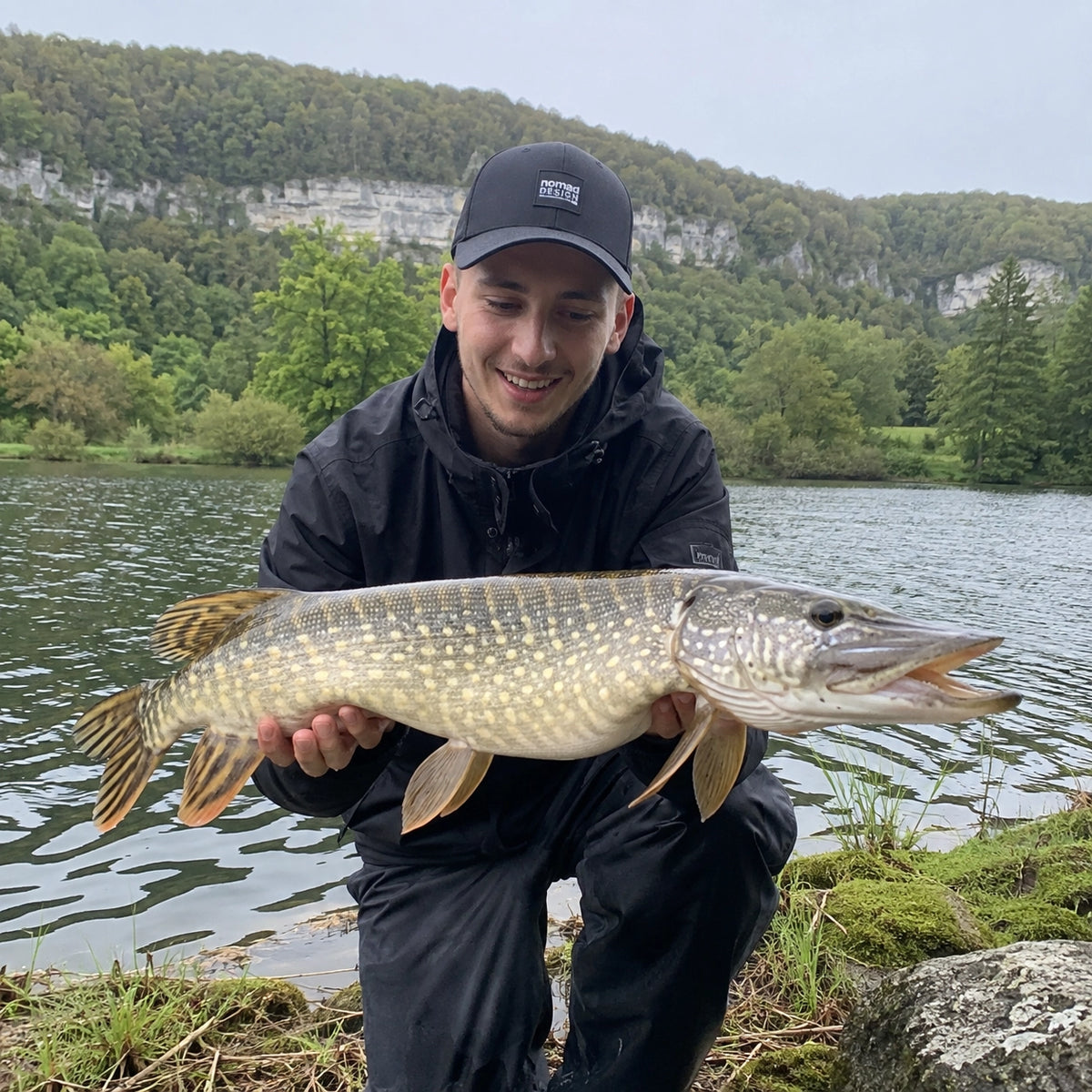 Brochet pris sur une eau de deuxième catégorie du Doubs