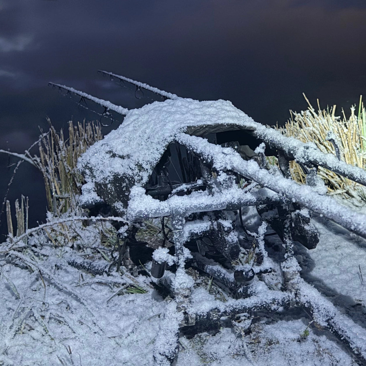 Détecteurs enneigés sur le pod lors d'une session hivernale