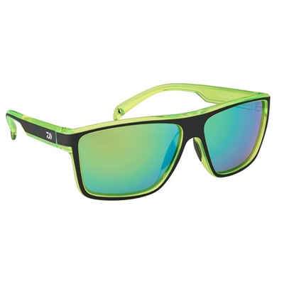 Verres effet miroir des lunettes polarisantes Daiwa, adaptés à la forte luminosité