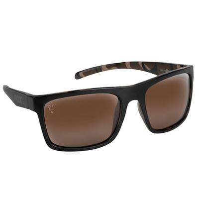 Monture noire enveloppante des lunettes polarisantes Fox à verres bruns