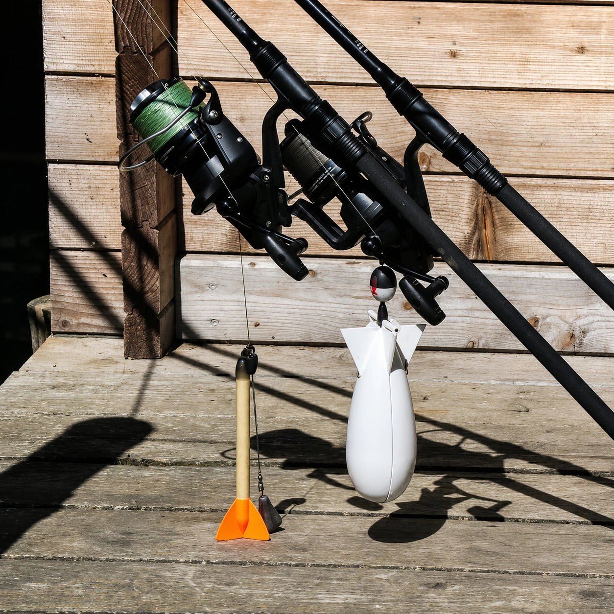 Marker rod et plomb sondeur avec flotteur marqueur orange, matériel pour sonder le fond avant la pêche à la carpe